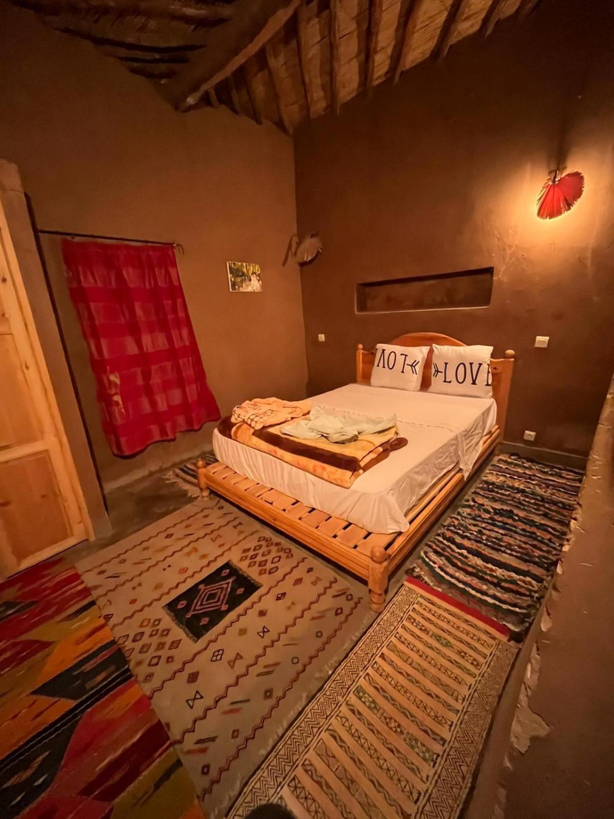 Authentic Riad & Activities Erg M'Hamid Bagian luar foto