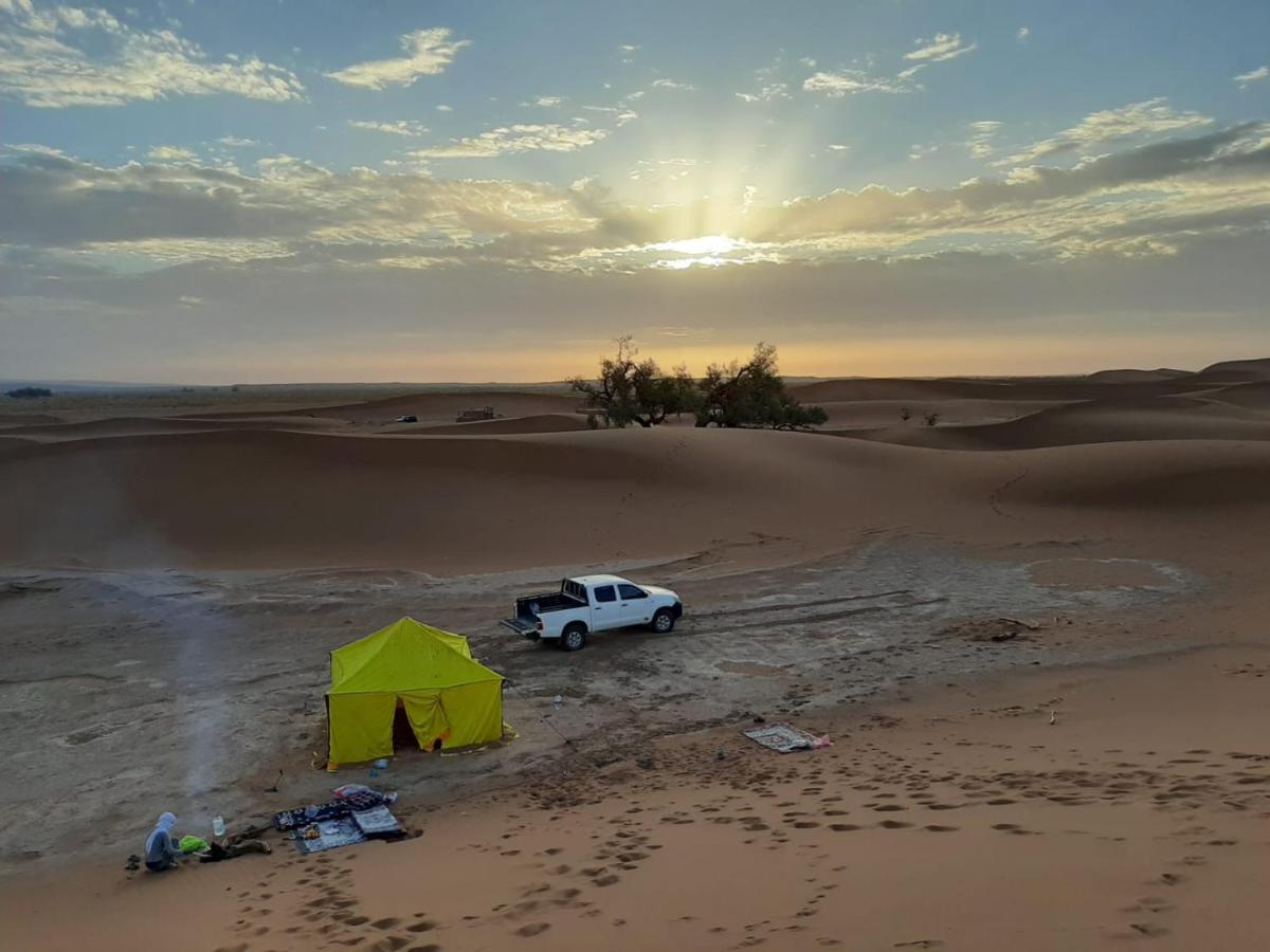 Authentic Riad & Activities Erg M'Hamid Bagian luar foto
